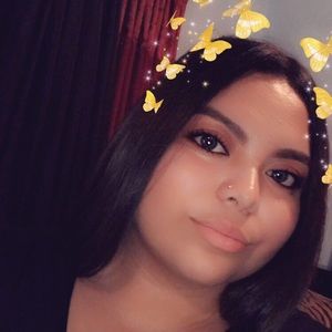 Meet your Posher, Fatima